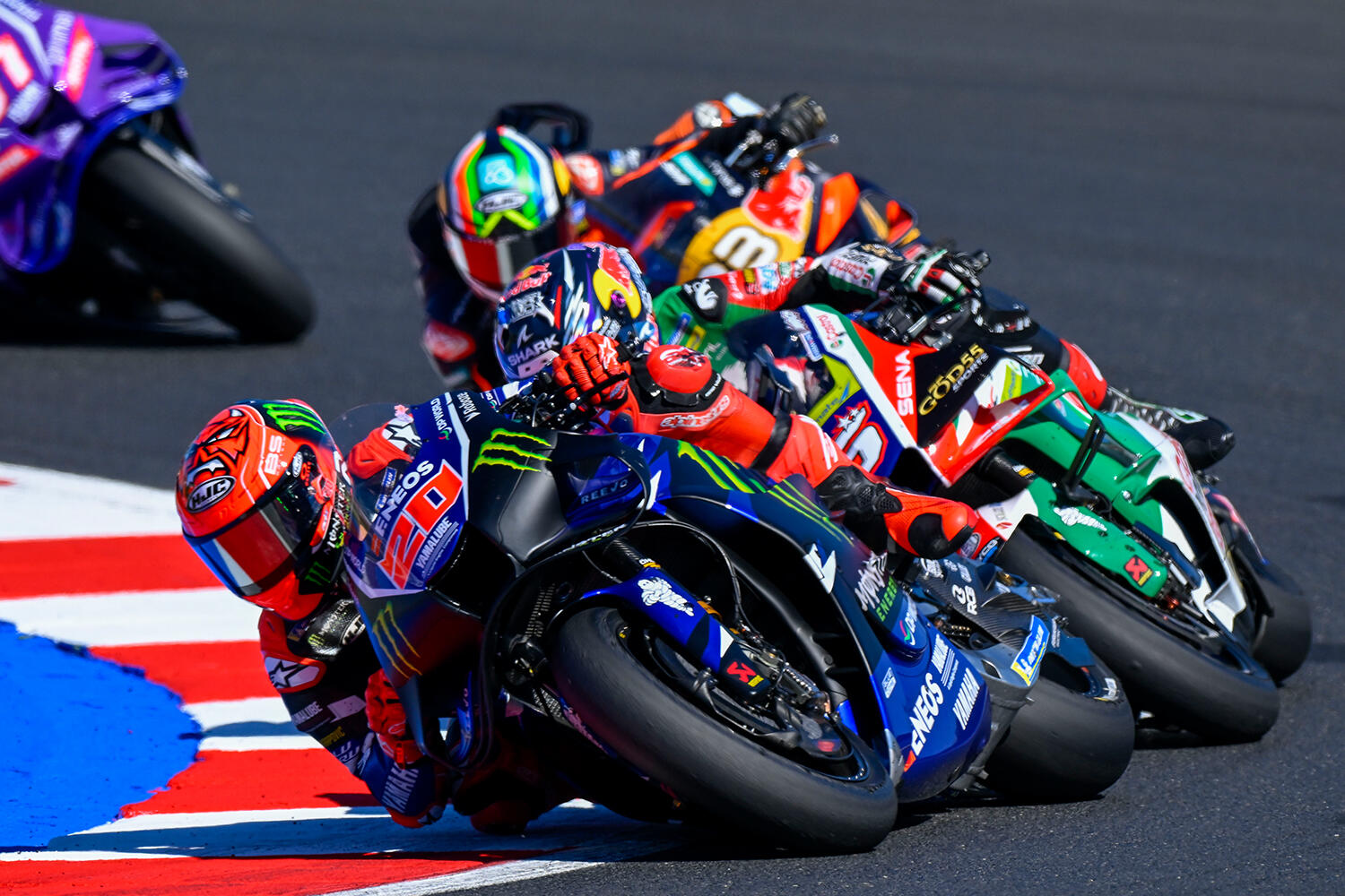 12番グリッドからスタートし10位でチェッカーを受けた#20 F・クアルタラロ選手(YZR-M1)