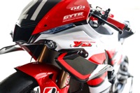 YZF-R1: YAMAHA RACING TEAM