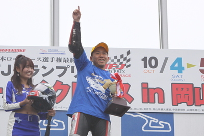 中須賀選手がトップタイムをマーク！ YAMAHA FACTORY RACING TEAMが3年連続ポール・ポジション