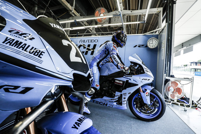 Solid Start for Yamaha Factory Racing Team on Opening Day in Suzuka