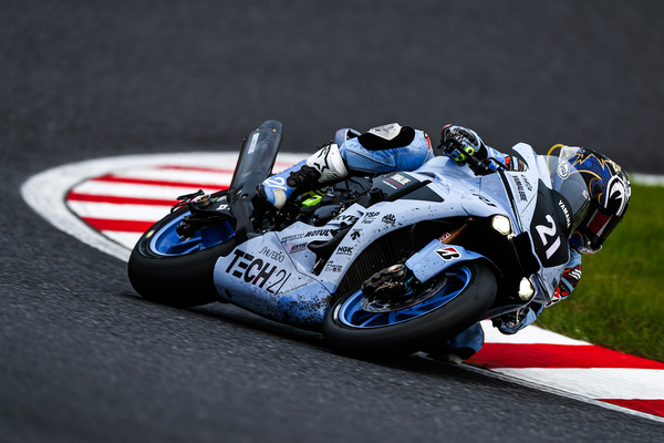 【新品未使用・送料無料】2019 鈴鹿8耐 YAMAHA 21st Anniversary TECH21 Tシャツ ２１周年 ヤマハ限定 フリーサイズ YZF-R1 in Special Yamaha TECH21 Livery Unveiled for Factory Team\u0027s