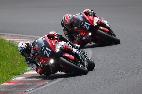 TEAM YAMAHA RACING 写ルンです Yamaha Racing Team Complete Suzuka 8 Hours Private Test With