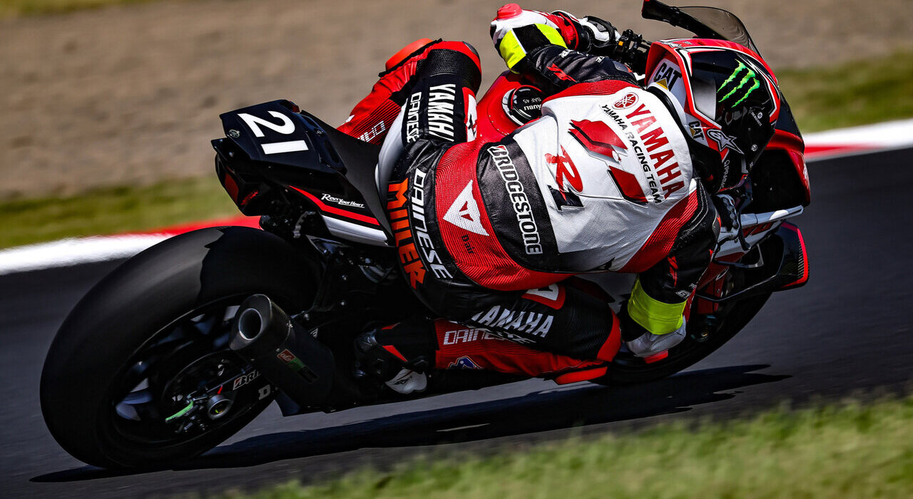YRTとYART、鈴鹿8時間耐久ロードレース事前テストで好調な走りを披露