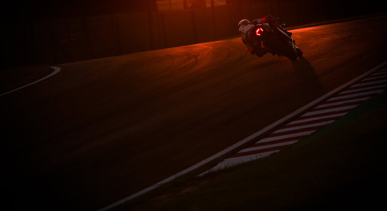 Gallery：公式予選更新