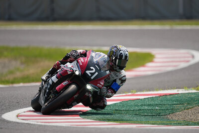 Official Qualifying Session 1: Katsuyuki Nakasuga Fastest for YRT, Hanika Fastest for YART