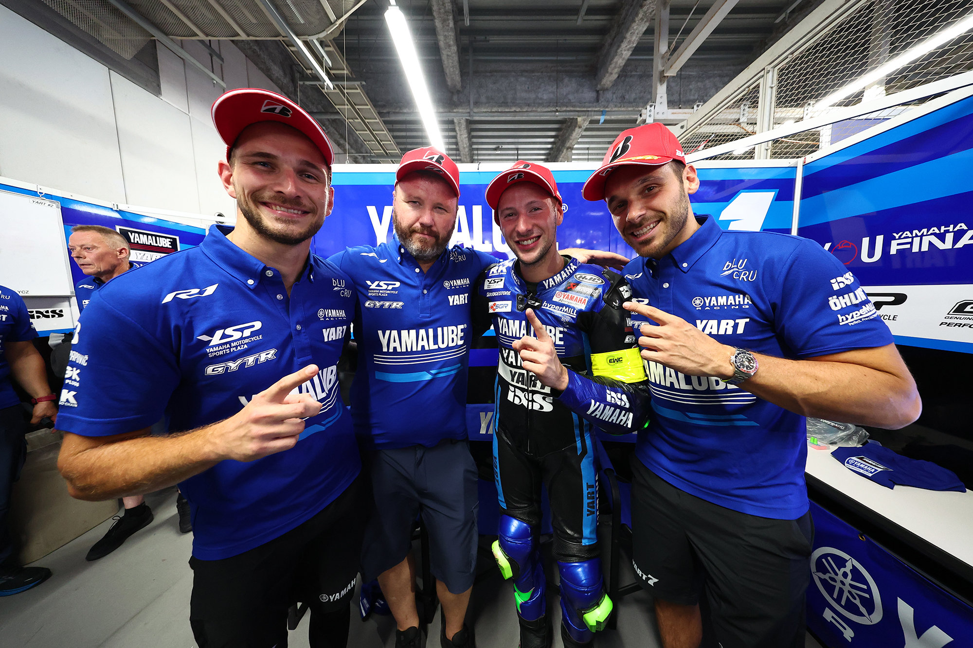 YARTが鈴鹿8耐で3度目となるポールポジションを獲得！ | 2024 鈴鹿8耐スペシャルサイト | ヤマハ発動機株式会社