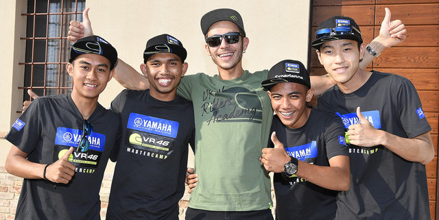 Students Meet Valentino Rossi as the Sixth Yamaha VR46 Master Camp Comes To A Close