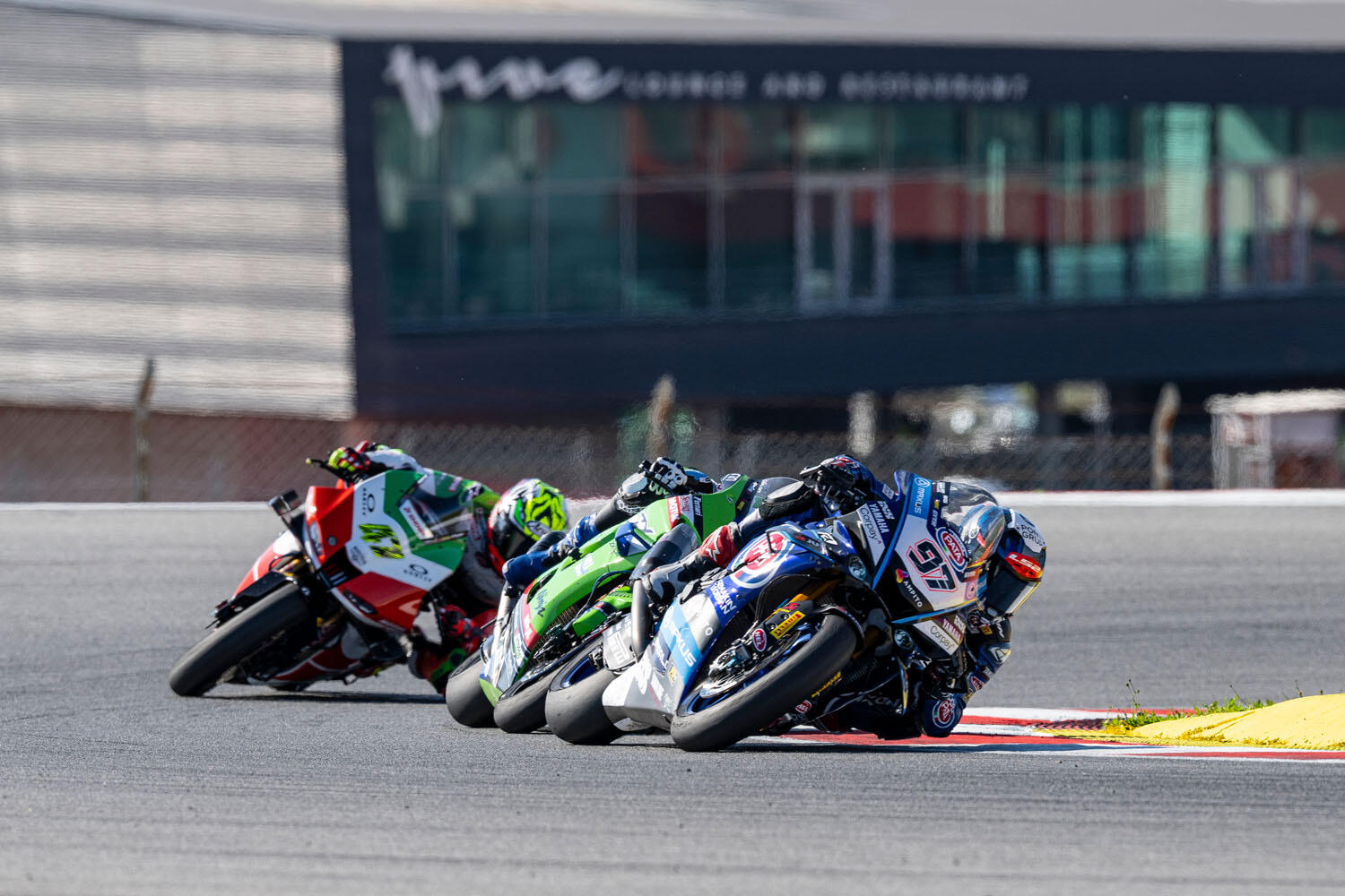 WorldSBK 3/28:6位入賞でポイントを獲得した#97 X・ビエルゲ(YZF-R1)